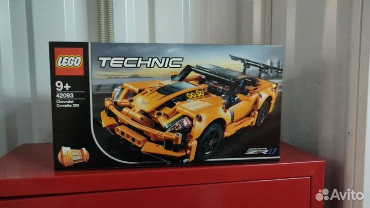 Конструктор lego Technic 42093 Chevrolet Corvette