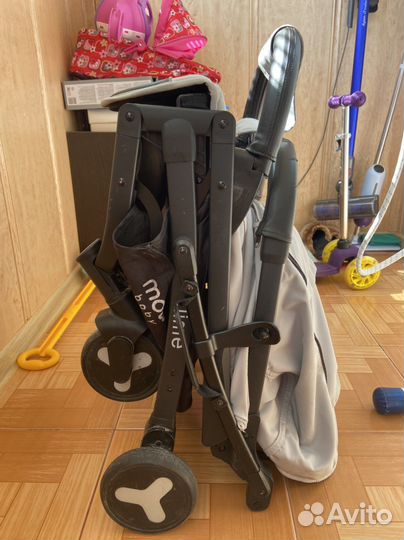 Прогулочная коляска mowbaby Lime