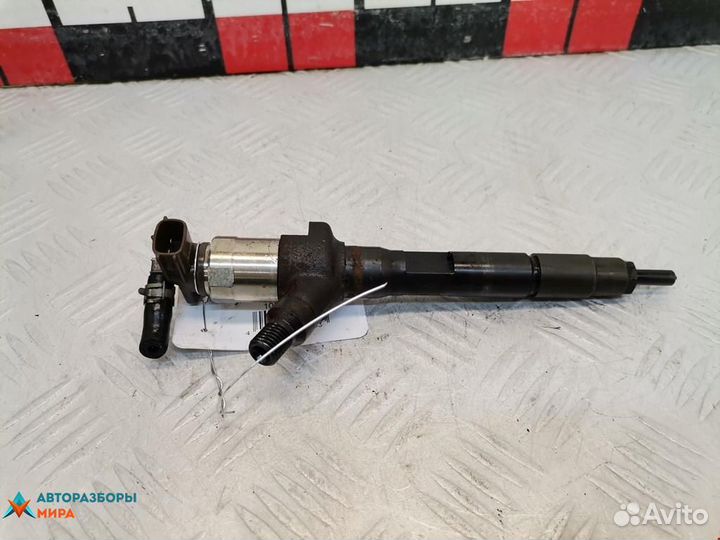 Форсунка Mazda 3 BL 2009 R2AA13H50