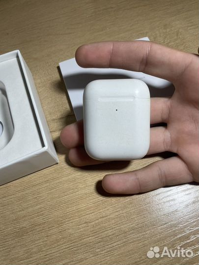 Airpods 2
