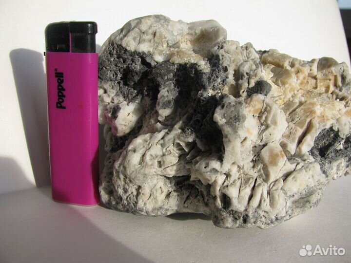 Камень для интерьера