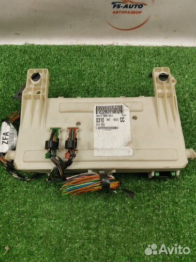 Блок предохранителей салонный Ford Focus 2 хетчбэк