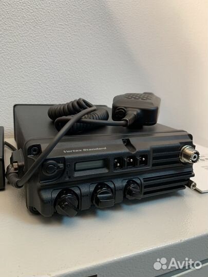 Радиостанция Vertex VX-1210 кв трансивер