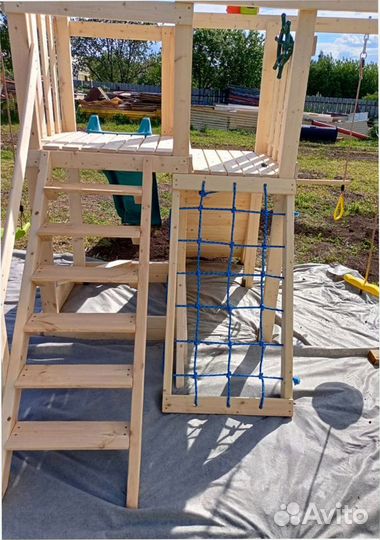 Детский комплекс, горка и качели