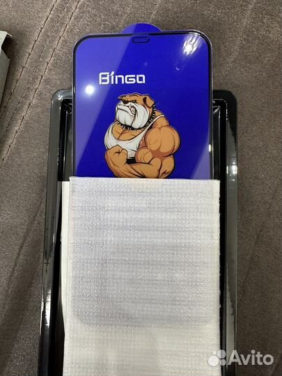 Защитное стекло на iPhone 12 pro max