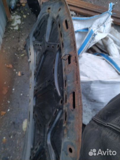 Дверь капот