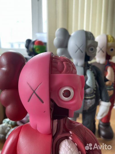 Коллекционная фигурка kaws, Bearbrick кавс