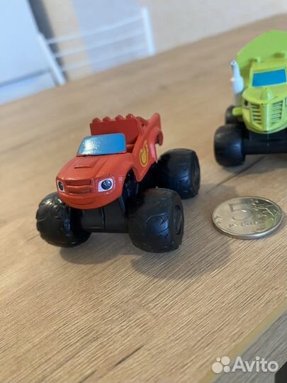 Вспыш и чудо-машинки набор