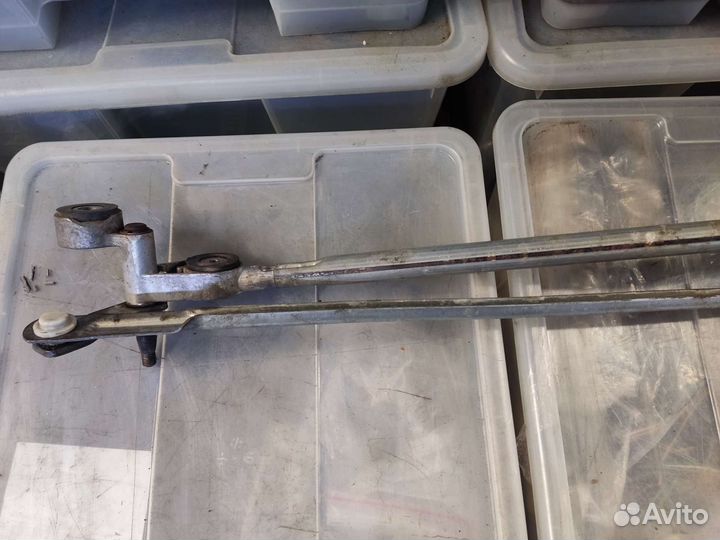 Трапеция стеклоочистителя б/у Audi Q7 4L