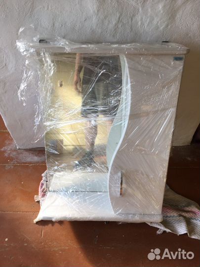 Полка настенная