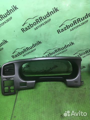 Накладка (кузов внутри) Nissan Primera (P11) II ре