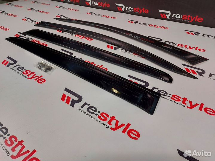 Ветровики Toyota Passo 2004-2010 г H1295