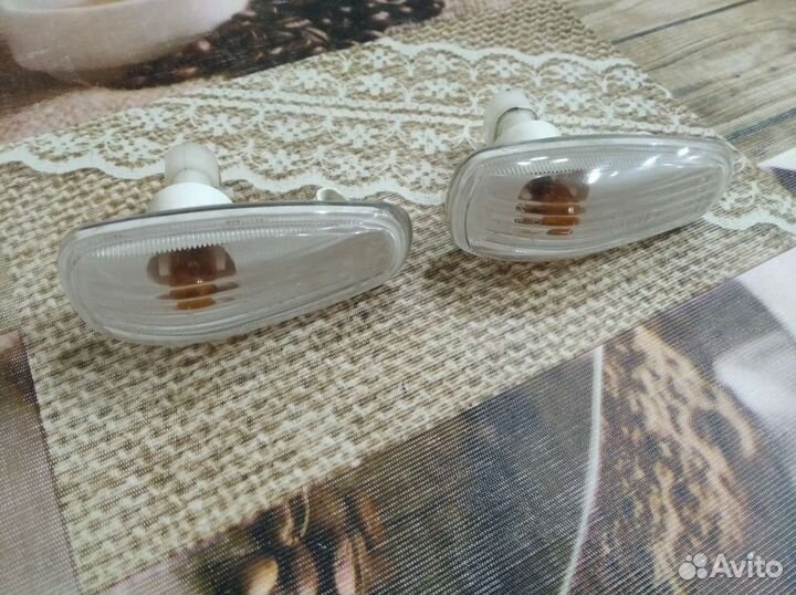 Продаю поворотники granta