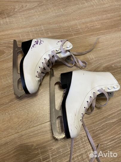 Коньки фигурные детские 31 размер Julia