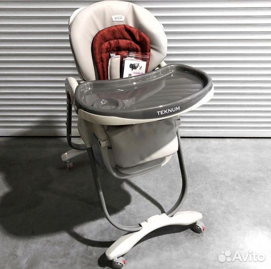 Стульчик для кормления новый