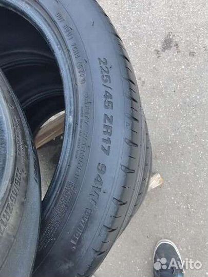 Kumho Ecsta HS51 225/45 R17 94W