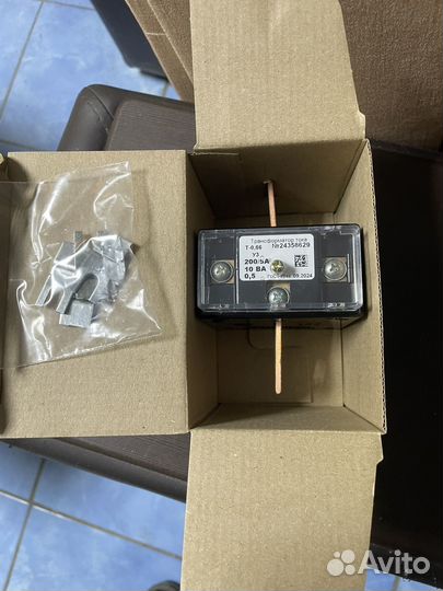 Трансформатор тока 200/5