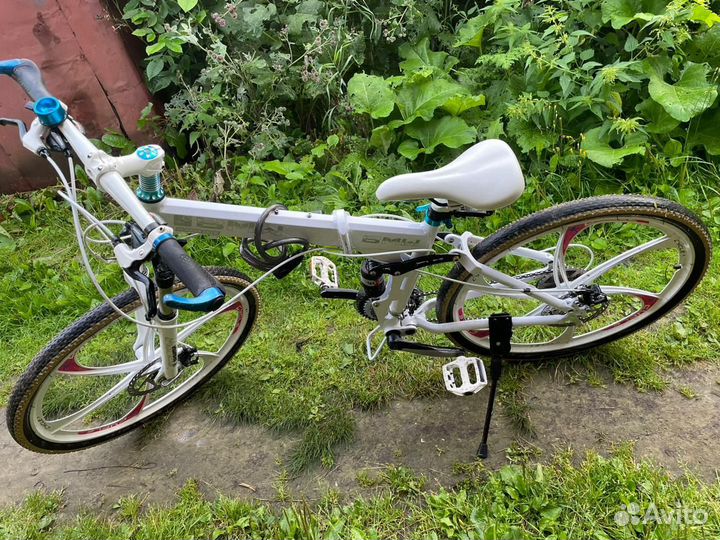 Велосипед на литых дисках bmw