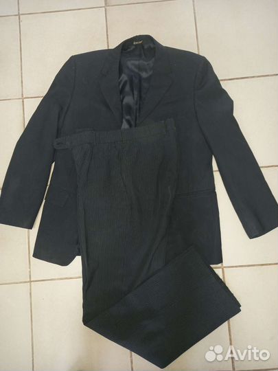 Костюм