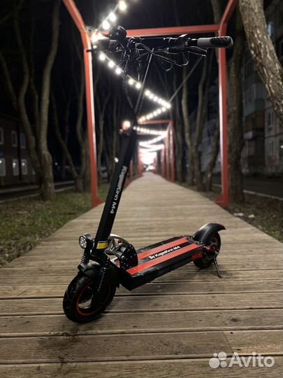 Электросамокат Kugoo M4