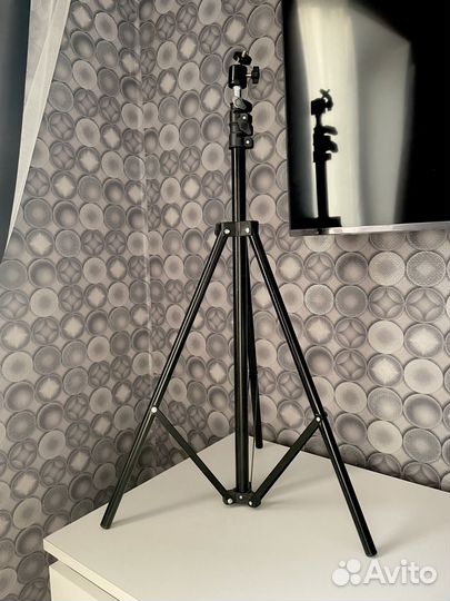 Штатив для телефона/кольцевой лампы