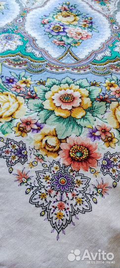 Павлопасадский платок 