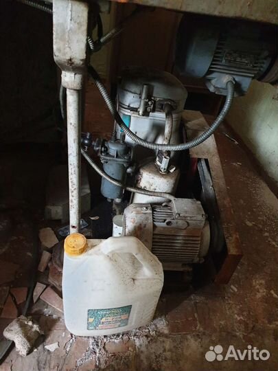 2 бр-110 бумагорезка гильотина целиком илив разбор