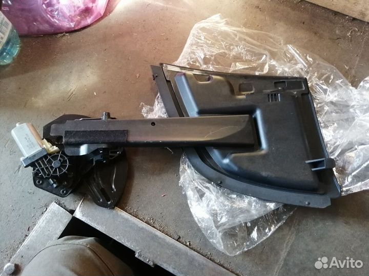 Рычажный механизм крыши левый Opel Astra H Twintop