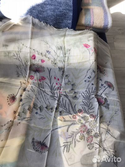 Шарфы платки палантины