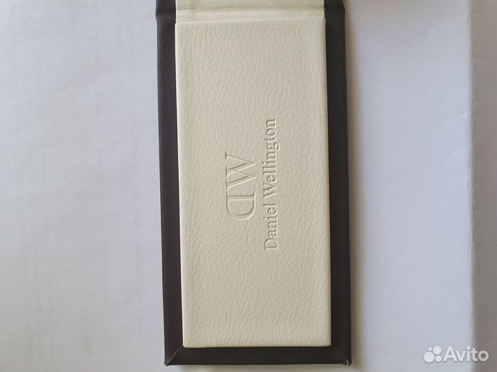 Часы Daniel Wellington