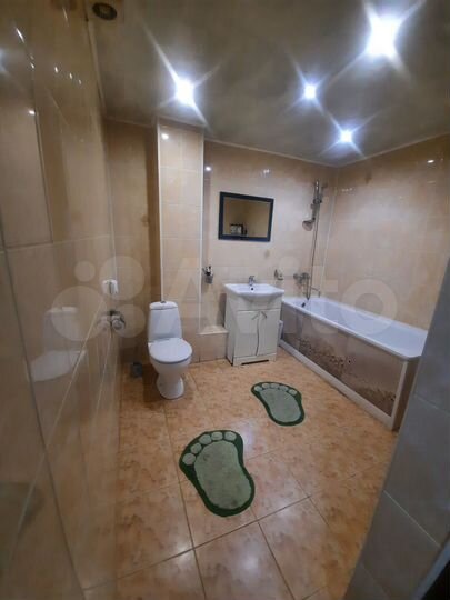 4-к. квартира, 73 м², 1/5 эт.