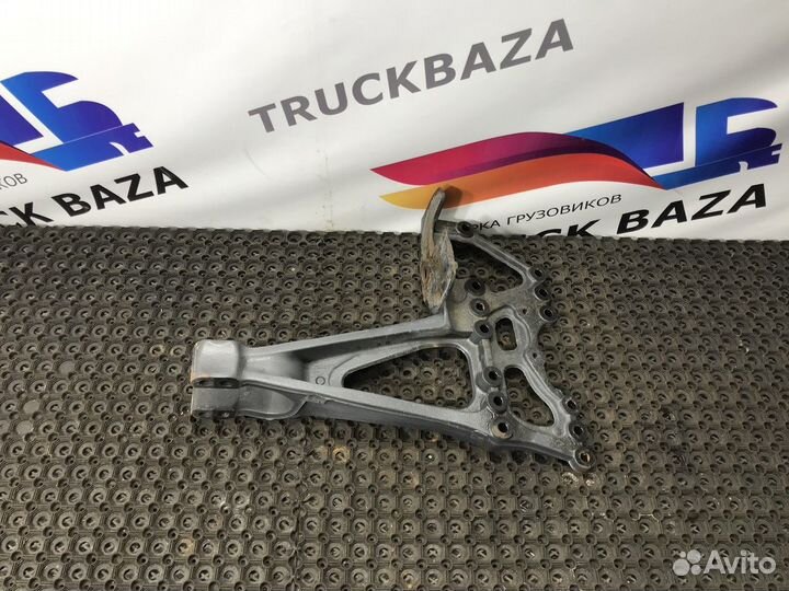 9603253009 Кронштейн реактивной тяги левый