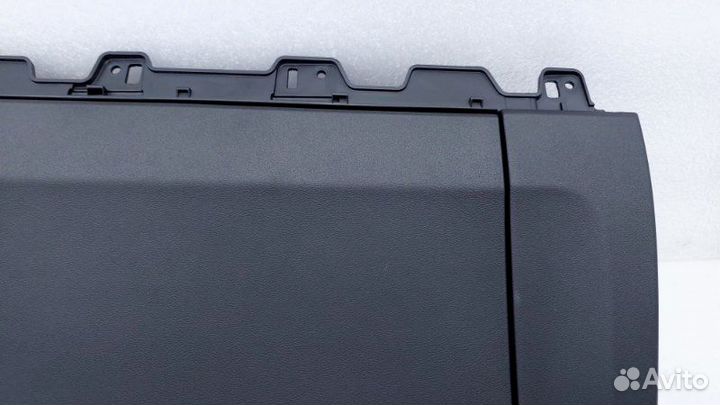 Б/У Б/У Бардачок Состояние отличное, оригинал