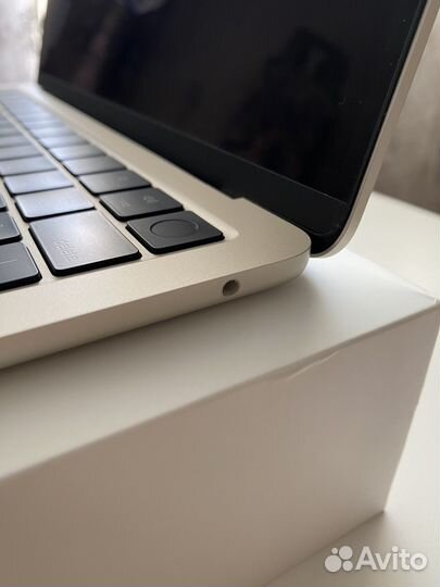 Apple MacBook Air 13 M2 8/256