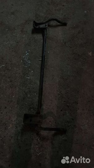 Стабилизатор задний Volkswagen caravelle t5