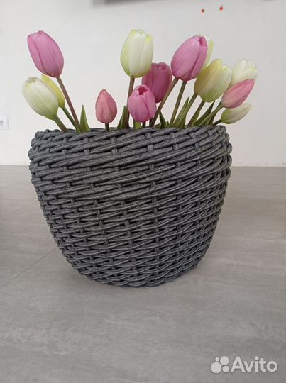 Кашпо из ротанга
