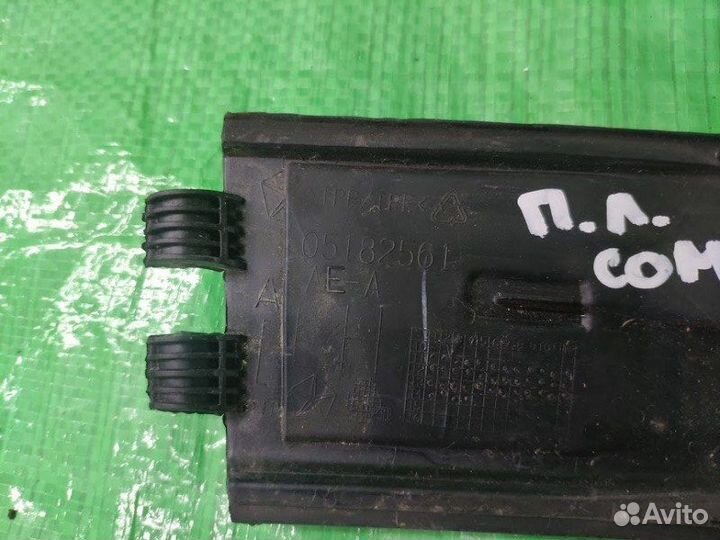 Молдинг лобов. стекла лев. рест Jeep Compass 11-16