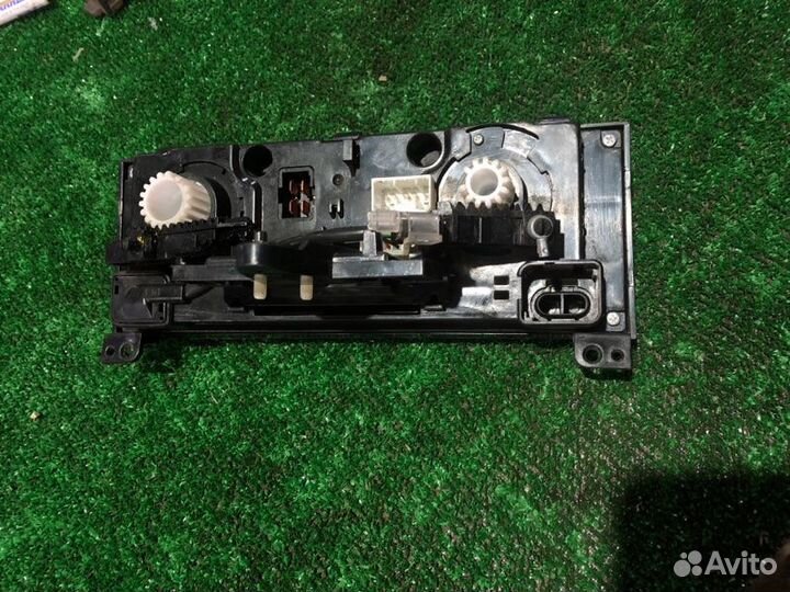 Блок управления отопителем Chevrolet Lanos