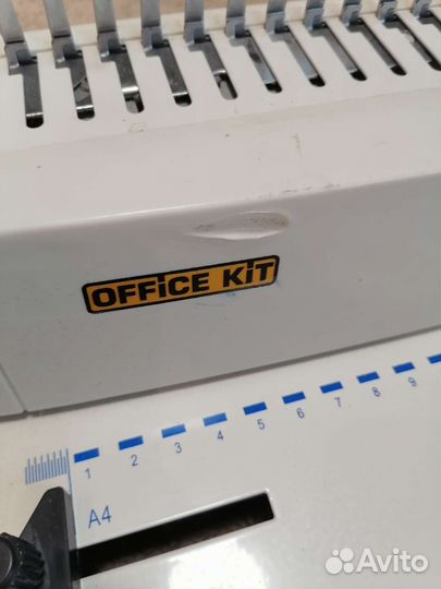 Переплетчик брошюровщик