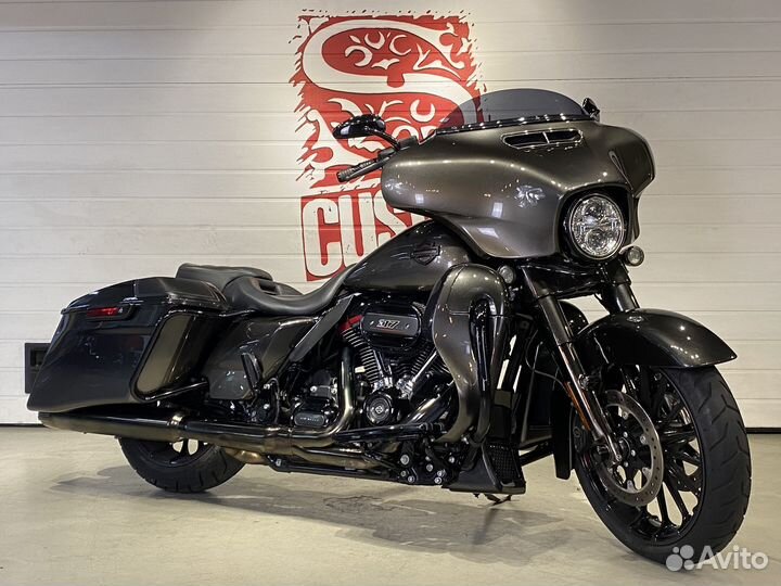 Harley Davidson CVO Street Glide, 7398 км, 2019