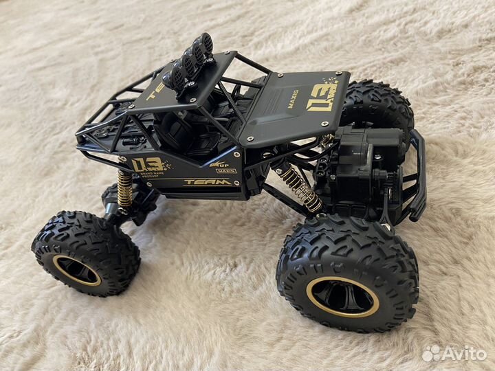 Машинка на радиоуправлении 4WD Багги