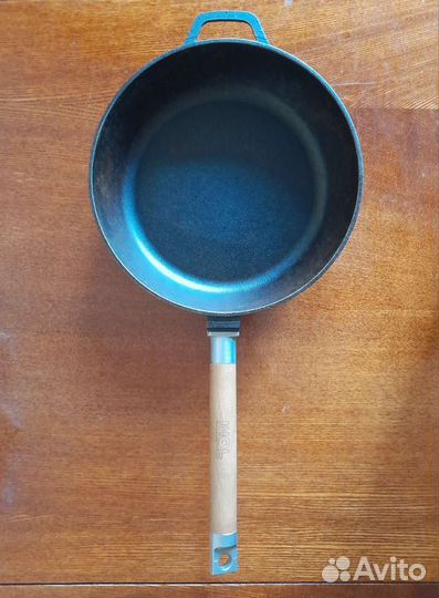 Сковорода biol 24 см. чугунная со съемной ручкой