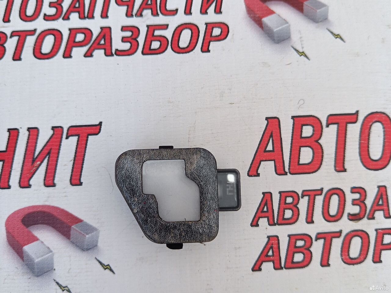 Индикатор мертвой зоны зеркала Changan UNI-V