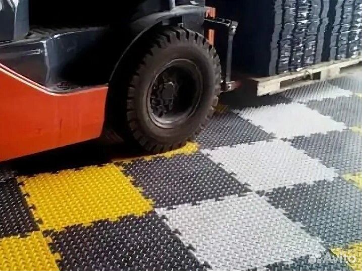 Модульное напольное покрытие