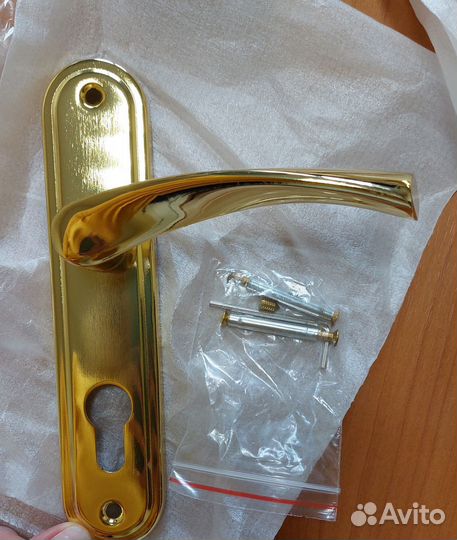 Замок врезной Аллюр