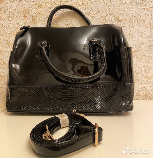 Сумка кожаная лаковая furla