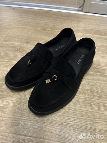 Лоферы женские