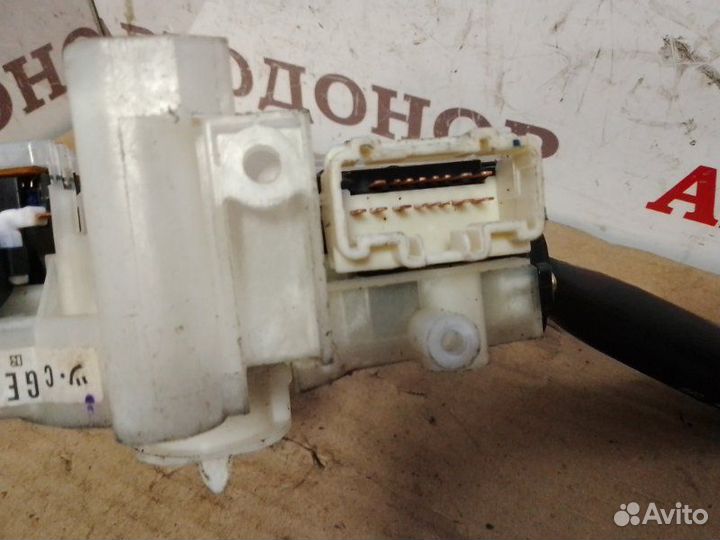 Подрулевой переключатель Mazda Mpv