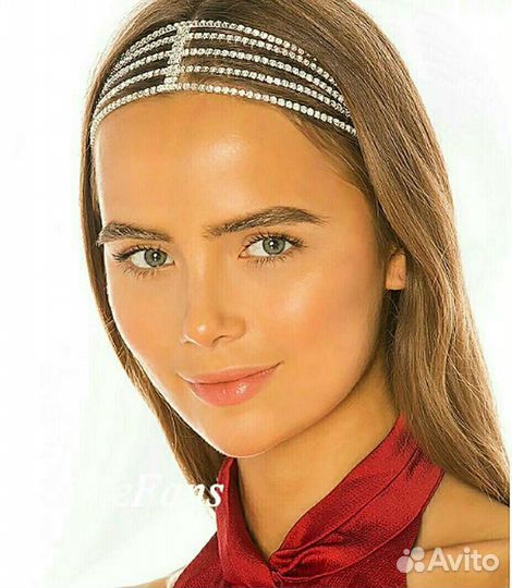 Повязка на голову со стразами