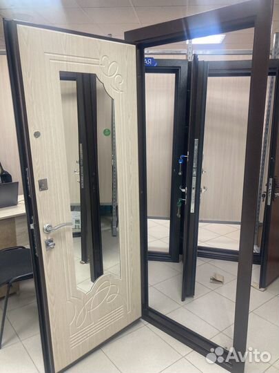 Дверь входная металлическая